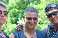 Рокерите от клуб „Нощните вълци“ посетиха храм-паметник „Рождество Христово“ в Шипка /видео/ / Новини от Казанлък