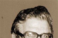 Площадът в Овощник вече носи името на Иван Абаджиев / Новини от Казанлък