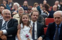 6-годишно момиче от Казанлък с две награди от Международен конкурс по пиано / Новини от Казанлък