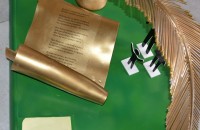 Пеещият паметник на ВЕЛИК Е НАШИЯТ ВОЙНИК - пред ДК „Арсенал“ / Новини от Казанлък