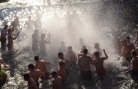 Рекорден брой смелчаци на Богоявление в Казанлък / Новини от Казанлък