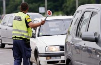 Прекратиха регистрацията на автомобил заради неправоспособен шофьор / Новини от Казанлък