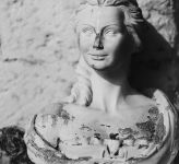 Близо 30 черно-бели фотоси ще представи изложбата “Матера - нюанси“ / Новини от Казанлък