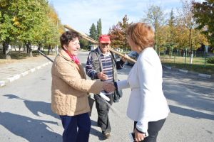 Продължава работата по оформяне коритото на р. Гюрля в с.Средногорово / Новини от Казанлък