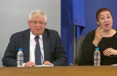 Удължават извънредната епидемична обстановка до края на юни / Новини от Казанлък