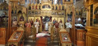 Храмовете в с. Ягода и гр. Мъглиж посрещат мощи на светци / Новини от Казанлък