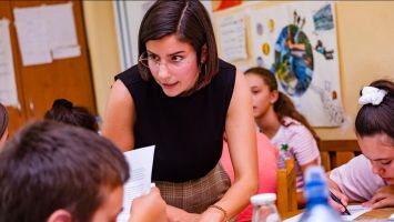 “Заедно в час“ търси мотивирани учители в Старозагорско / Новини от Казанлък