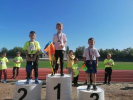 8 златни, 3 сребърни и 5 бронзови медала спечелиха малките атлети на СКА “Пендарева“ / Спортни новини от Казанлък