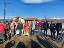 Спасиха кръста и в Осетеново / Новини от Казанлък