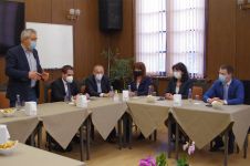 Връзката бизнес - депутати - министри трябва да я има и в бъдеще  / Новини от Казанлък