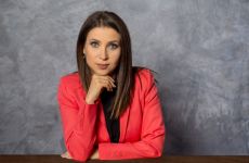 Водачът на Възраждане в Старозагорско, Искра Михайлова, с обръщение към гражданите / Новини от Казанлък