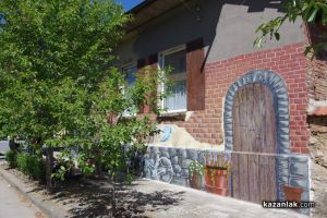 Млади художници пренесоха атмосферата на италианските улички в Казанлък / Новини от Казанлък