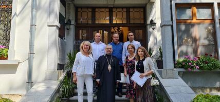 Всички общини в Старозагорската епархия се включват в кампанията за закупуване на апаратура в онкоцентъра / Новини от Казанлък