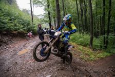 Казанлъшките ендуро клубове обраха титлите от международното екстремно Six Days Crazy Job  / Новини от Казанлък