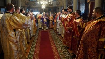 На Ивановден митрополит Киприан отслужи литургия в Казанлък / Новини от Казанлък