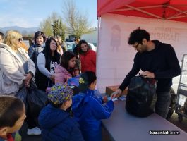 Десетки казанлъчани се включиха в кампанията “Книги за смет“ / Новини от Казанлък