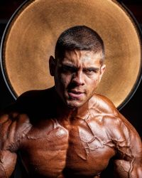 Николай Митев обра овациите в Европа / Спортни новини от Казанлък