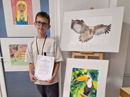 Иван Иванов от школа „Ренина“ с награда от световен конкурс / Новини от Казанлък