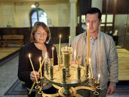 Галина Стоянова: Да се смирим и да отдадем почит на всички хора, които ни направиха Човеци / Новини от Казанлък