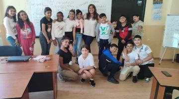 Призванието да бъдеш учител - разказ от първо лице с Дана Стойнова  / Новини от Казанлък