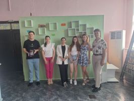 Литературно четене на таланти от ПГЛПТ се проведе в ОБ „Искра“