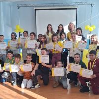 34 ученици от ОУ “Георги Кирков“ премериха сили в училищния кръг на “Spelling Bee 2024“  / Новини от Казанлък