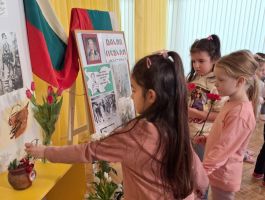 ДГ №9 “Слънчице” в Казанлък почете 152-ата годишнина от гибелта на Васил Левски / Новини от Казанлък