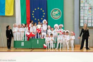 Грациите ни с безапелационно представяне на международен турнир / Спортни новини от Казанлък