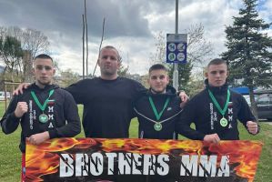 Казанлъшките бойци с отличия от международен турнир по бразилско джу-джицу в София / Спортни новини от Казанлък