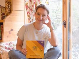 Галя Щърбева ще представи на фестивала „Здравей, здраве“ в Казанлък книгата си “Да хванеш гората“ / Новини от Казанлък