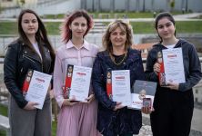 Пълен триумф за ПГЛПТ в конкурса „Рисувана мечта за полет“ / Новини от Казанлък