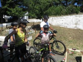 Над 140 участници от цялата страна се включиха в състезание по колоориентиране край Горно Изворово / Спортни новини от Казанлък