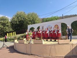 Шипка се подготвя за Третия национален фолклорен фестивал “Богородичен извор“  / Новини от Казанлък