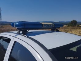 Отмъкнаха пари и банкови карти от автомобил в Казанлък  / Новини от Казанлък