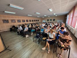 Състоя се работно съвещание с директорите на училища в областта / Новини от Казанлък