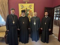 Митрополит Киприан отслужи литургия в Република Южна Африка / Новини от Казанлък