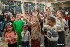 Децата на „М+С Хидравлик“ АД отново получиха подаръците си от Дядо Коледа