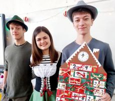 Коледни традиции от Германия представиха в часовете по немски език учениците от Хуманитарната гимназия в Казанлък  / Новини от Казанлък