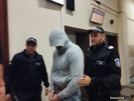 Пловдивският апелативен съд отказа да промени мярката за неотклонение на единия от полицаите, задържани по обвинения в умишлено убийство в Казанлък / Новини от Казанлък
