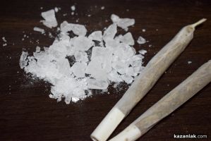 Заловиха водач в Крън под въздействие на три вида наркотици