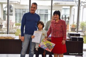 Над 170 участници от 4 държави се включиха в първото издание на конкурса “Знаете ли Чудомир?“  / Новини от Казанлък