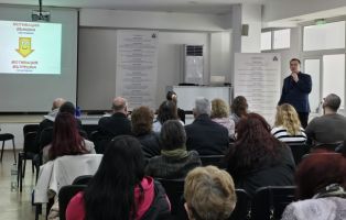 Среща на Анонимни Алкохолици в Казанлък събра специалисти и хора с опит във възстановяването / Новини от Казанлък