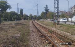 Влак дерайлира след свличане на скална маса / Новини от Казанлък