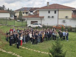 Младежи от цялата страна се събраха в Казанлък за националния семинар на Интеракт / Новини от Казанлък