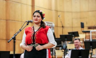 Полина Порумова – гласът на традицията и учител с десетки наградени ученици / Новини от Казанлък