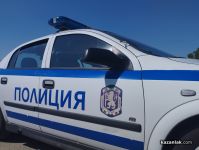 Разследват кражби на гуми и теле в две села край Казанлък