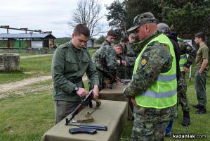 Галерия: Заключителен етап от подготовката на учениците от клуб “Приятели на армията“ в район Казанлък на 61 СМБ / Новини от Казанлък