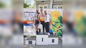 Победа за колоездача Тодор Ангелов в тежкото трасе на „Асеновградски баири“ / Новини от Казанлък