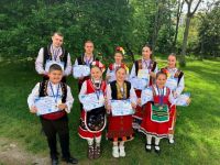 Десетки отличия за казанлъшки таланти от фолклорен конкурс в София / Новини от Казанлък