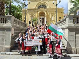 Магията на Розовата долина покори Лазурния бряг / Новини от Казанлък